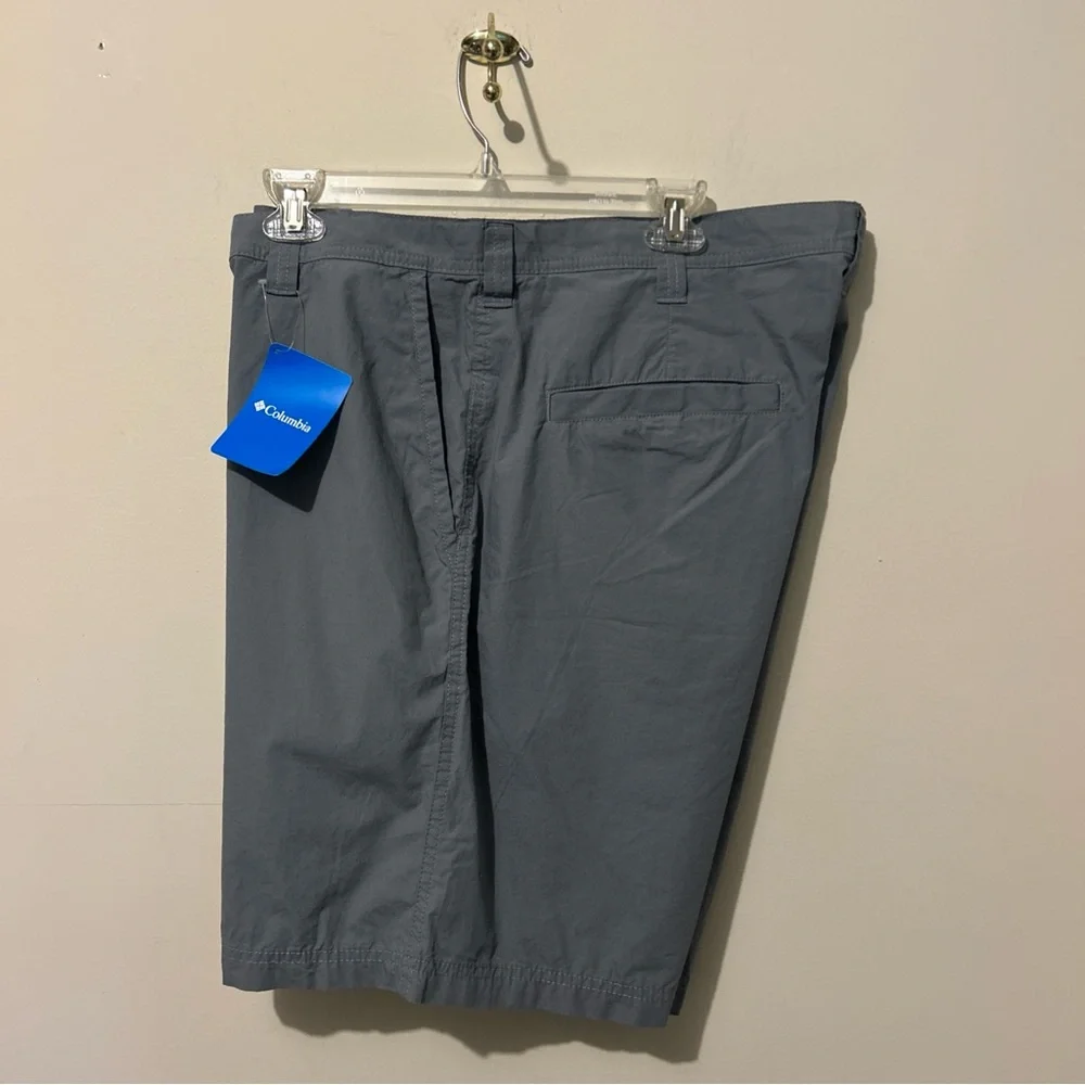 NEW Columbia Cotton Shorts Men’s 40 Gray Blue Casual Classic Outdoors NWT